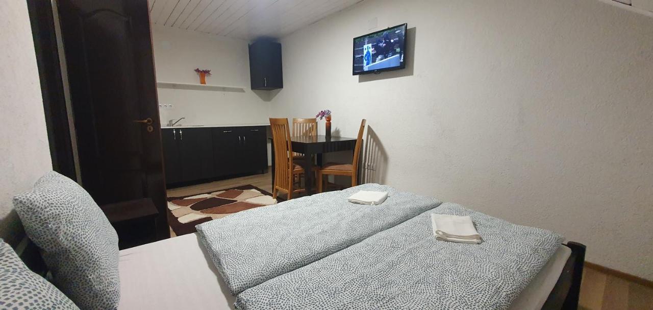 Apartman House Apartment Одореу Секуеш Екстериор снимка