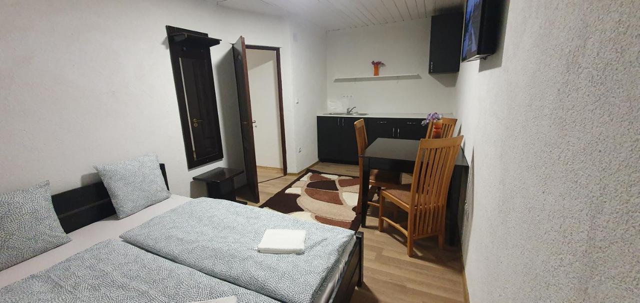 Apartman House Apartment Одореу Секуеш Екстериор снимка